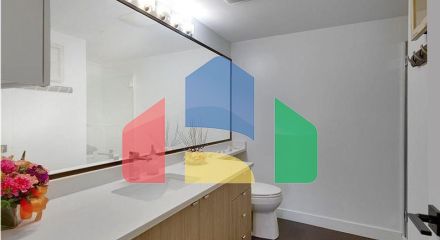 Residential - Single Family Home - North Vancouver, Canada - Canada