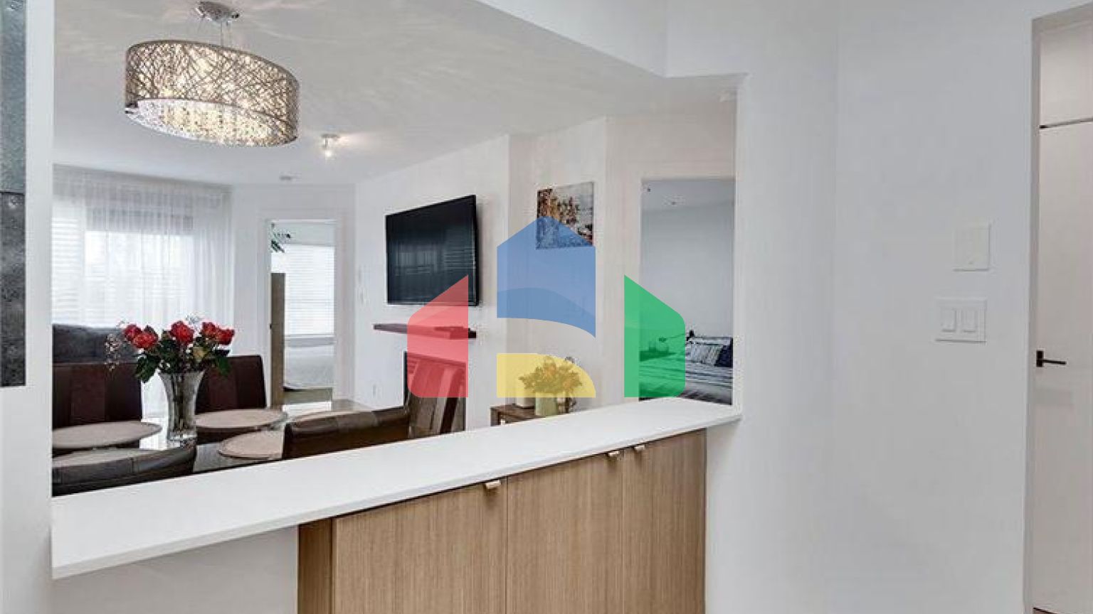 Residential - Single Family Home - North Vancouver, Canada - Canada