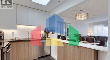 Residential - Single Family Home - North Vancouver, Canada - Canada