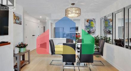 Residential - Single Family Home - North Vancouver, Canada - Canada