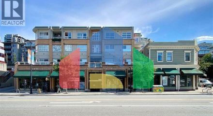 Residential - Single Family Home - North Vancouver, Canada - Canada