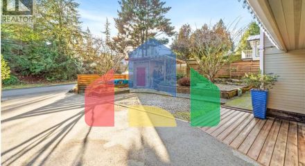 Residential - Single Family Home - North Vancouver, Canada - Canada