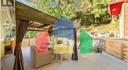 Residential - Single Family Home - North Vancouver, Canada - Canada