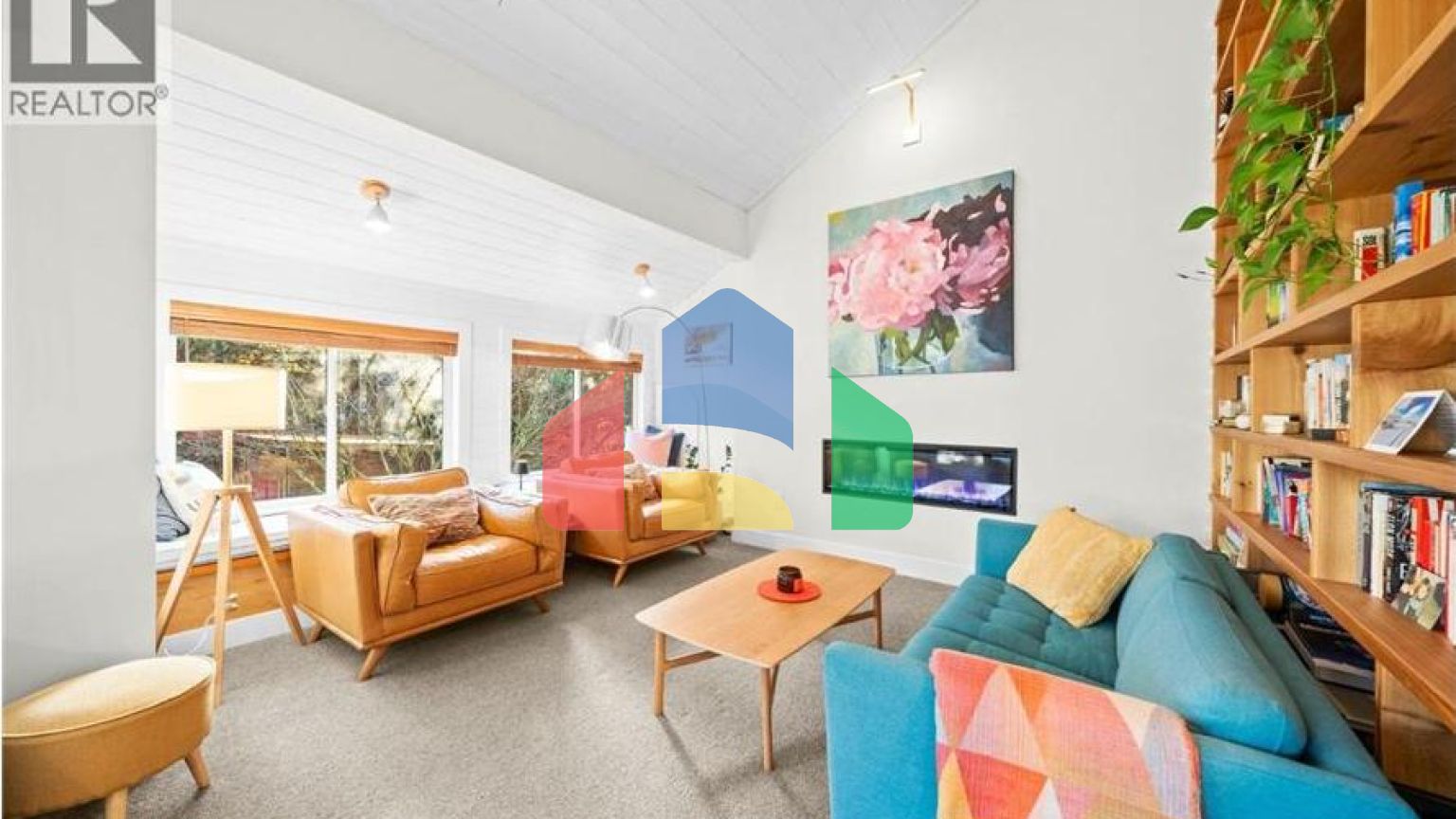 Residential - Single Family Home - North Vancouver, Canada - Canada