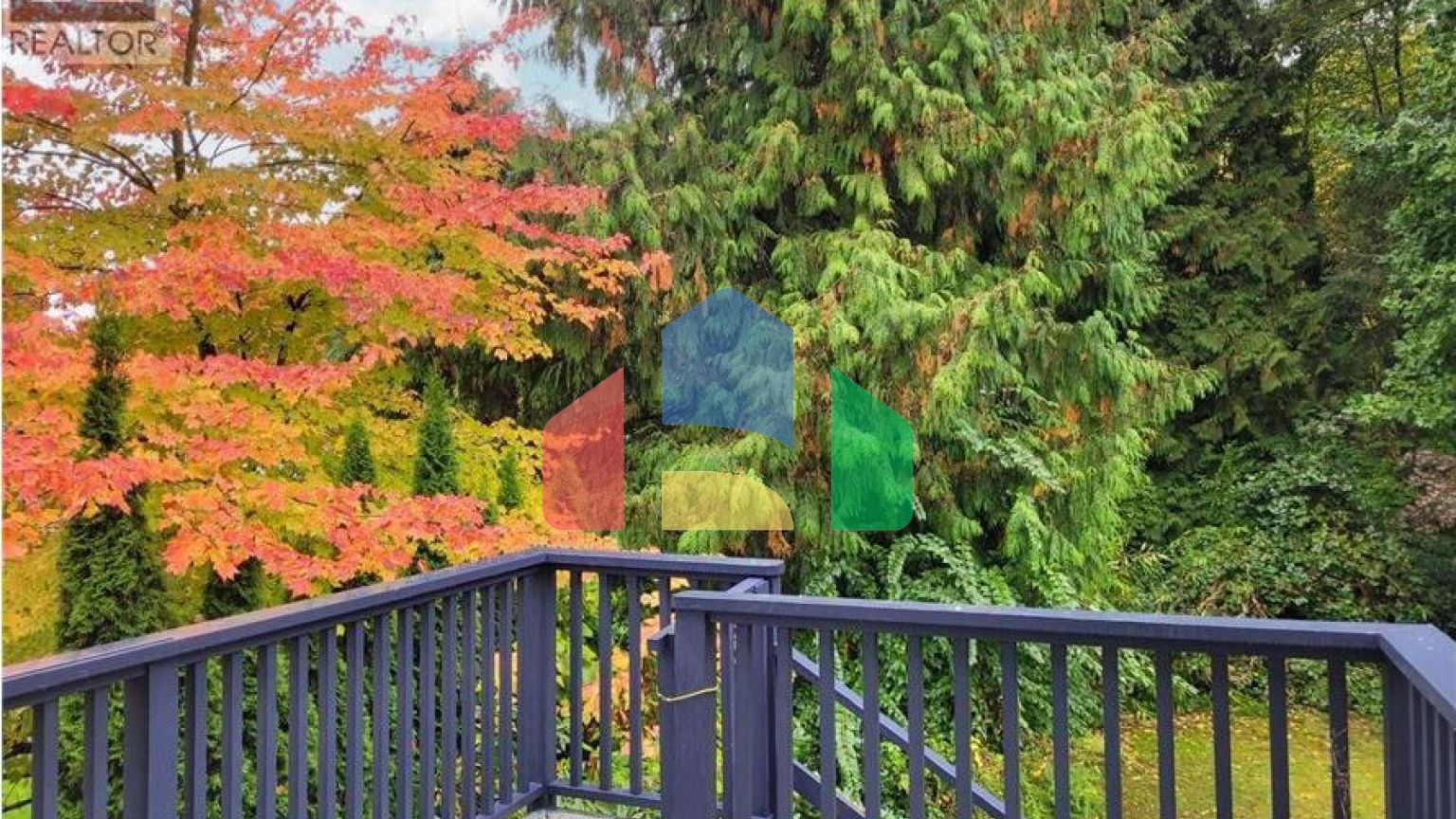 Residential - Single Family Home - North Vancouver, Canada - Canada