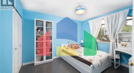 Residential - Single Family Home - North Vancouver, Canada - Canada