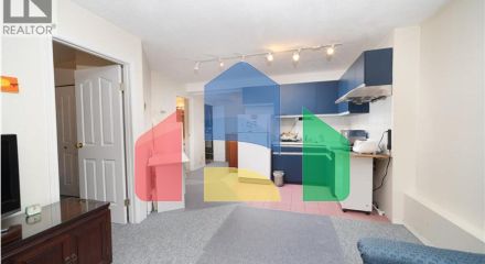 Residential - Single Family Home - North Vancouver, Canada - Canada