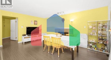 Residential - Single Family Home - North Vancouver, Canada - Canada