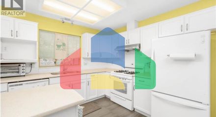 Residential - Single Family Home - North Vancouver, Canada - Canada