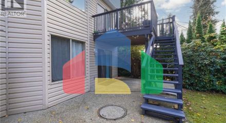 Residential - Single Family Home - North Vancouver, Canada - Canada