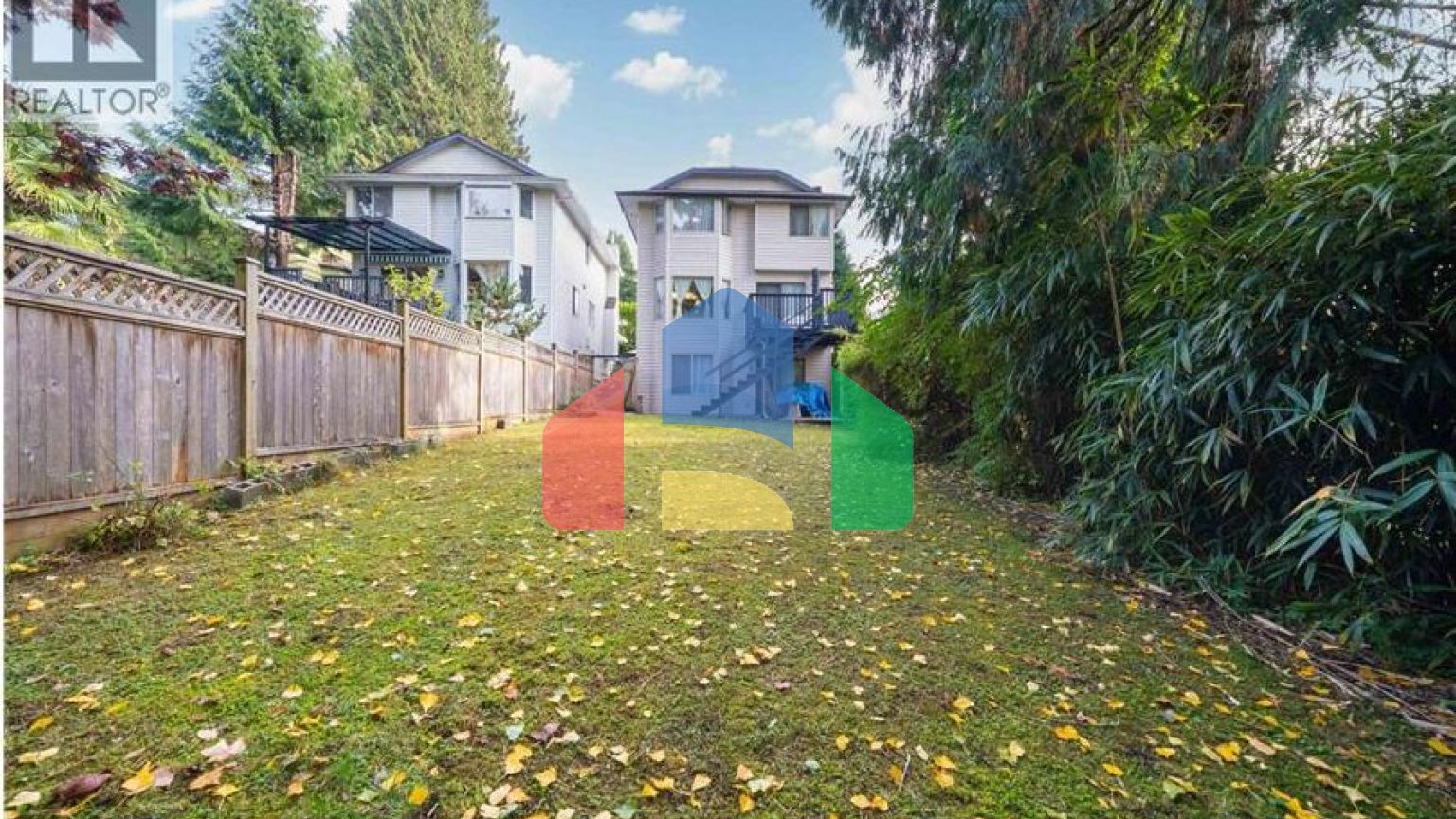 Residential - Single Family Home - North Vancouver, Canada - Canada