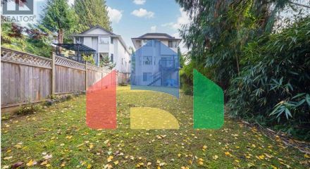 Residential - Single Family Home - North Vancouver, Canada - Canada