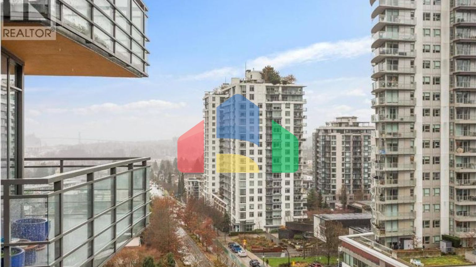 Residential - Single Family Home - North Vancouver, Canada - Canada