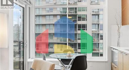 Residential - Single Family Home - North Vancouver, Canada - Canada