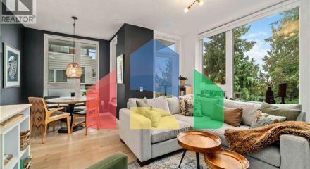 Residential - Single Family Home - North Vancouver, Canada - Canada