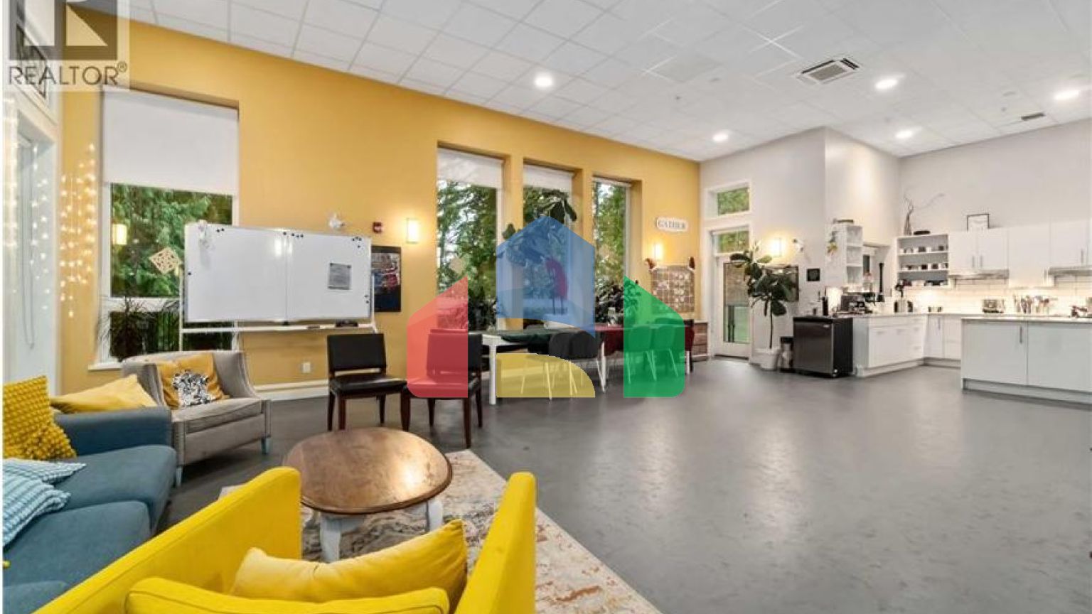 Residential - Single Family Home - North Vancouver, Canada - Canada