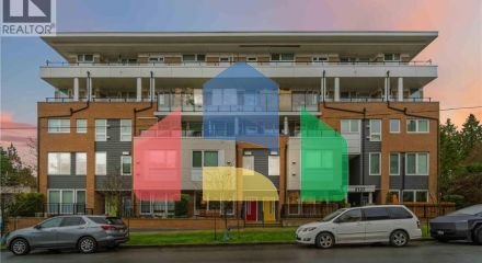 Residential - Single Family Home - North Vancouver, Canada - Canada