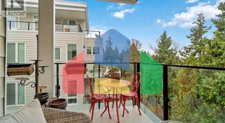 Residential - Single Family Home - North Vancouver, Canada - Canada