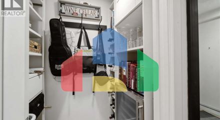 Residential - Single Family Home - North Vancouver, Canada - Canada