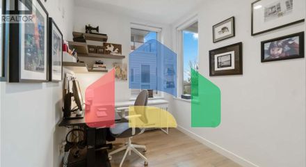 Residential - Single Family Home - North Vancouver, Canada - Canada