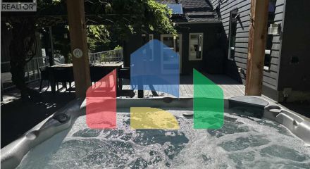 Residential - Single Family Home - North Vancouver, Canada - Canada