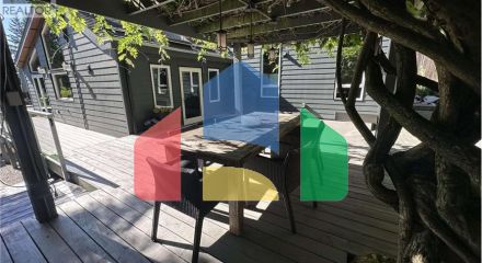 Residential - Single Family Home - North Vancouver, Canada - Canada