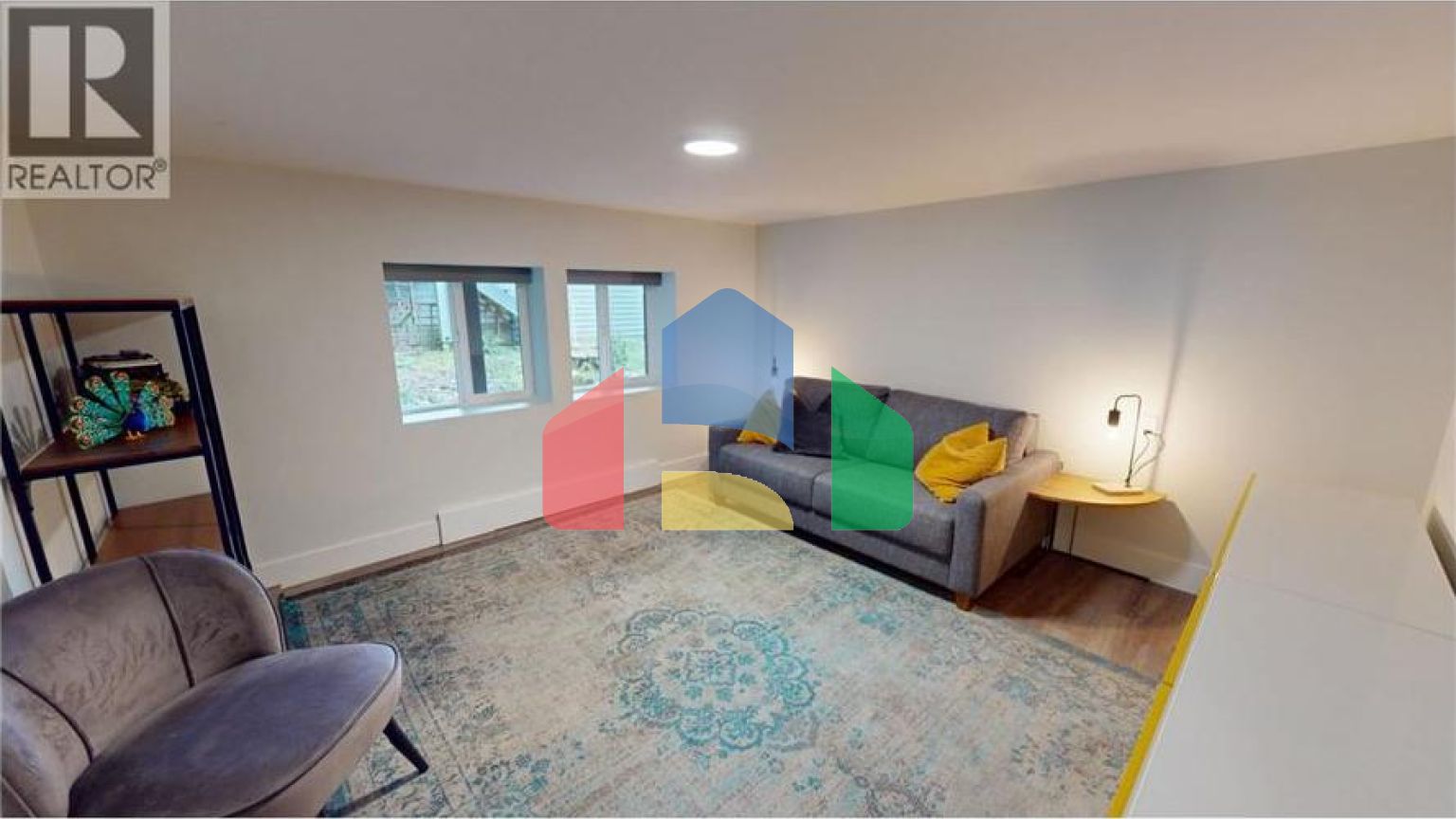 Residential - Single Family Home - North Vancouver, Canada - Canada