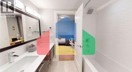 Residential - Single Family Home - North Vancouver, Canada - Canada