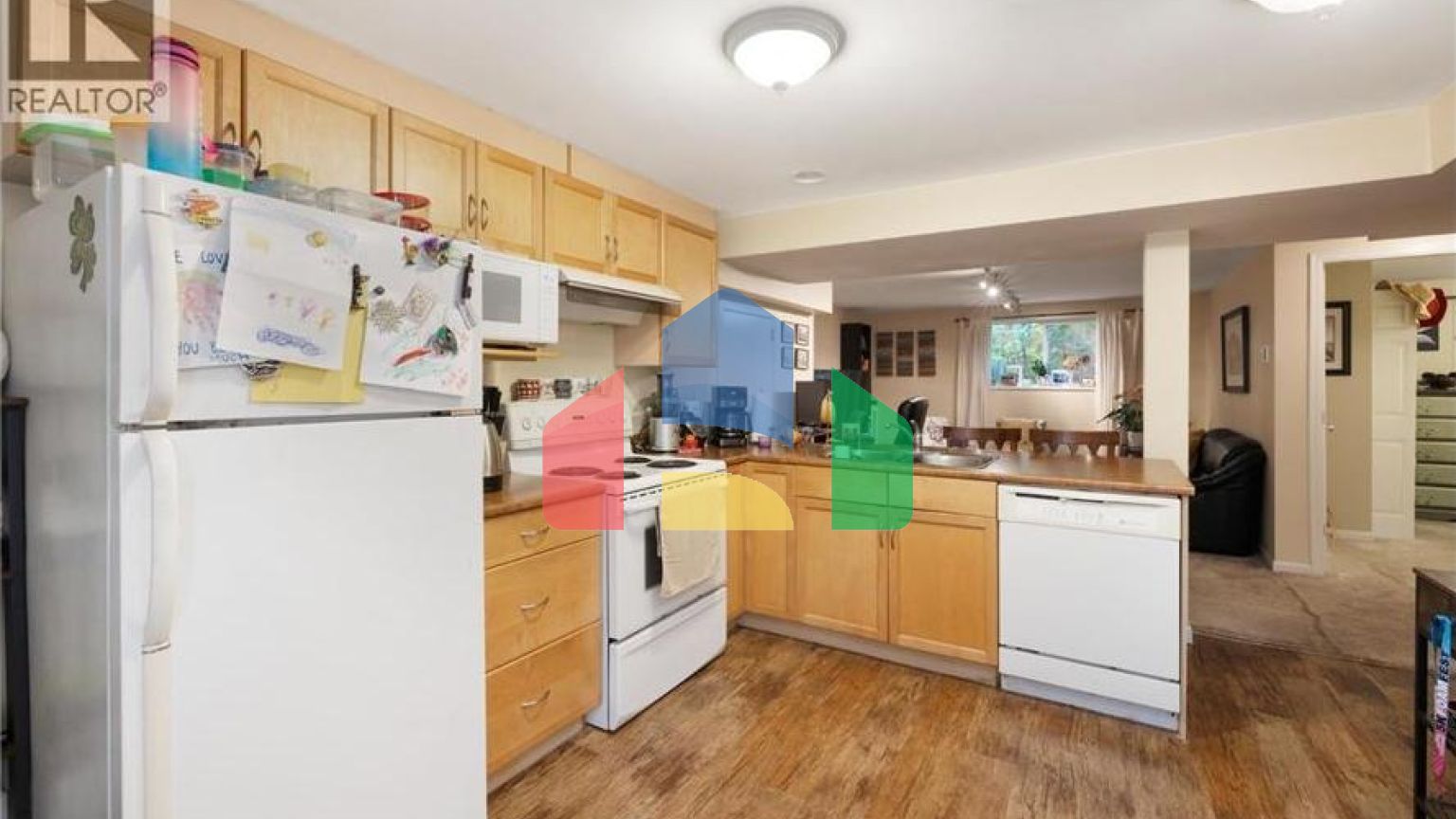 Residential - Single Family Home - North Vancouver, Canada - Canada