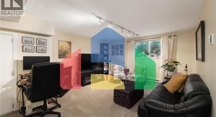 Residential - Single Family Home - North Vancouver, Canada - Canada