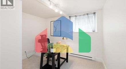 Residential - Single Family Home - North Vancouver, Canada - Canada