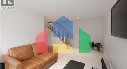 Residential - Single Family Home - North Vancouver, Canada - Canada