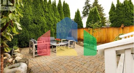 Residential - Single Family Home - North Vancouver, Canada - Canada