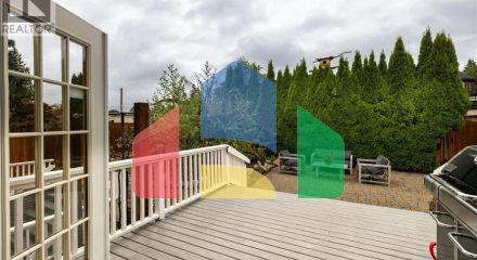 Residential - Single Family Home - North Vancouver, Canada - Canada