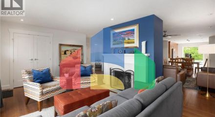 Residential - Single Family Home - North Vancouver, Canada - Canada