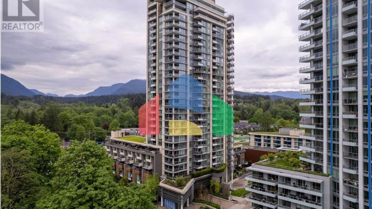 Residential - Condo/Apartment - North Vancouver, Canada - Canada