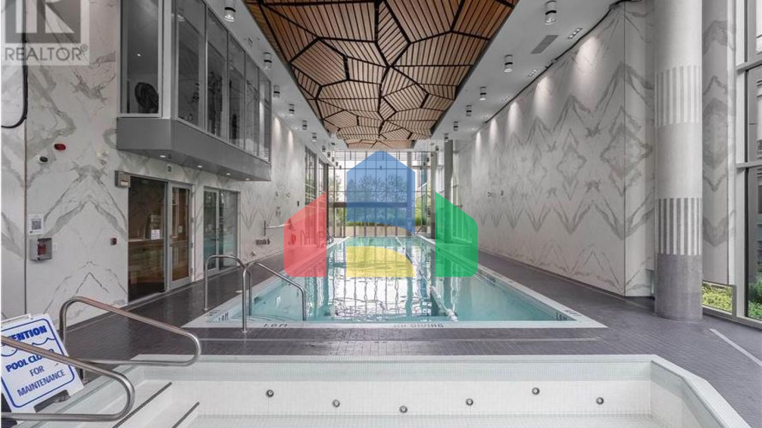 Residential - Condo/Apartment - North Vancouver, Canada - Canada