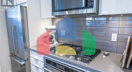 Residential - Condo/Apartment - North Vancouver, Canada - Canada