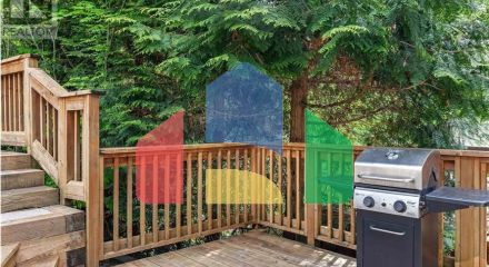 Residential - Single Family Home - North Vancouver, Canada - Canada