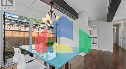 Residential - Single Family Home - North Vancouver, Canada - Canada