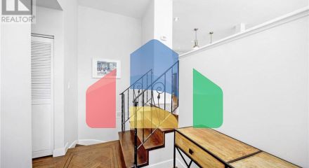 Residential - Single Family Home - North Vancouver, Canada - Canada