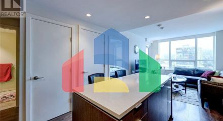 Residential - Condo/Apartment - North Vancouver, Canada - Canada
