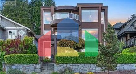 Residential - Single Family Home - North Vancouver, Canada - Canada