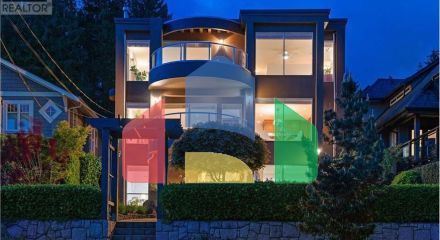 Residential - Single Family Home - North Vancouver, Canada - Canada