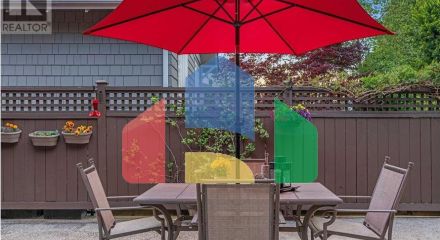 Residential - Single Family Home - North Vancouver, Canada - Canada