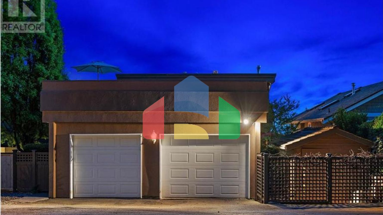 Residential - Single Family Home - North Vancouver, Canada - Canada