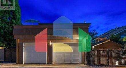 Residential - Single Family Home - North Vancouver, Canada - Canada