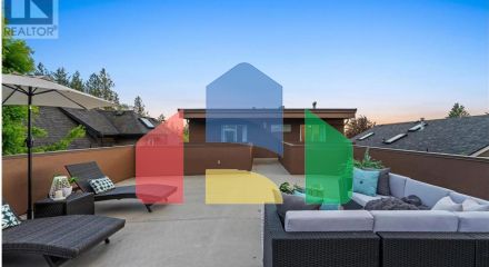 Residential - Single Family Home - North Vancouver, Canada - Canada