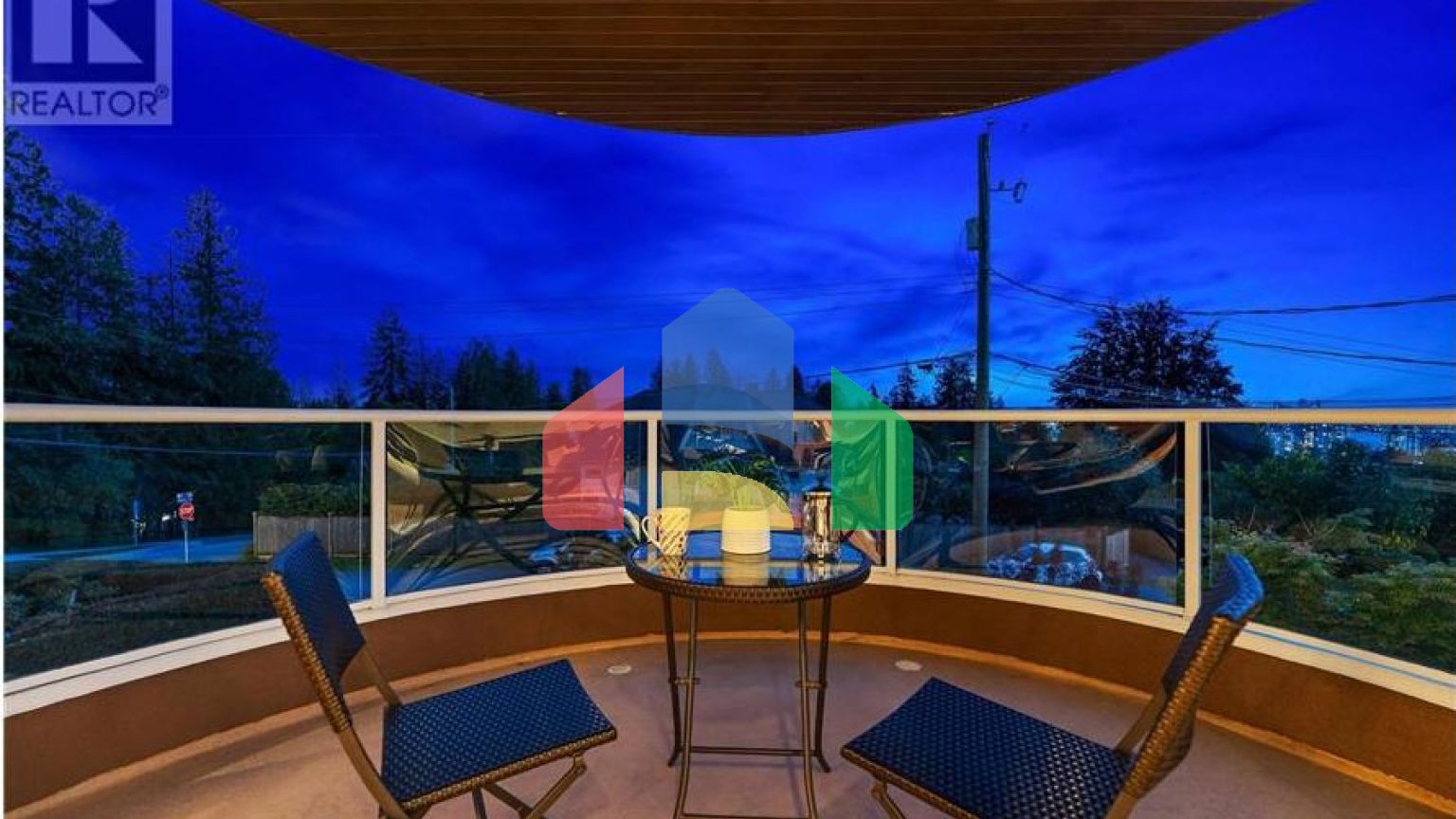 Residential - Single Family Home - North Vancouver, Canada - Canada