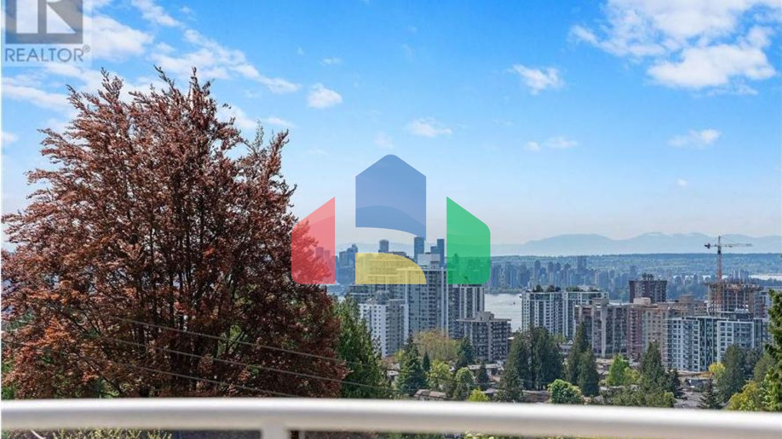 Residential - Single Family Home - North Vancouver, Canada - Canada